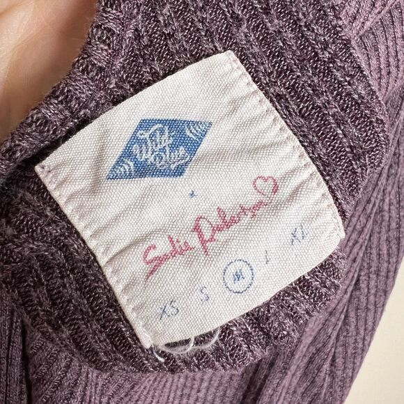 CLEARANCE! Wild Blue x Sadie Robertson Mock Neck Top Size M EUC - Picture 7 of 7